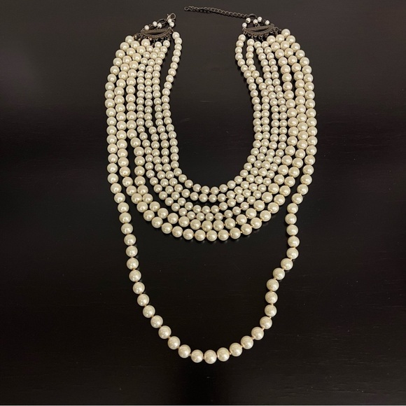 Vintage 7 strand faux pearls Statement Necklace - Picture 1 of 5